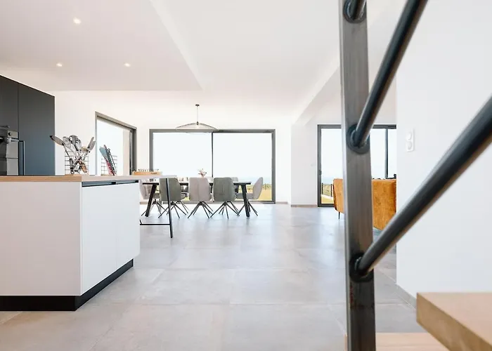 Bellevue * Донвиль-ле-Бен